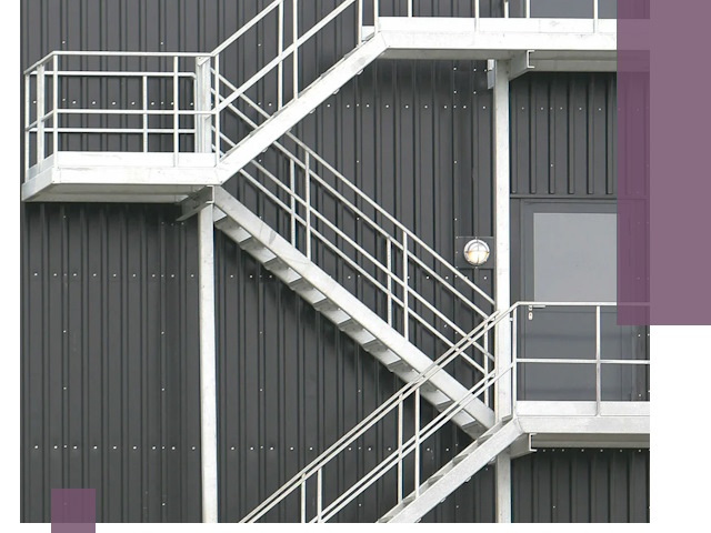 Изготовление и монтаж пожарных лестниц в Октябрьском быстро и надежно