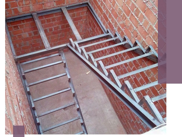 Монтаж металлических лестниц под ключ в Октябрьском быстро и качественно
