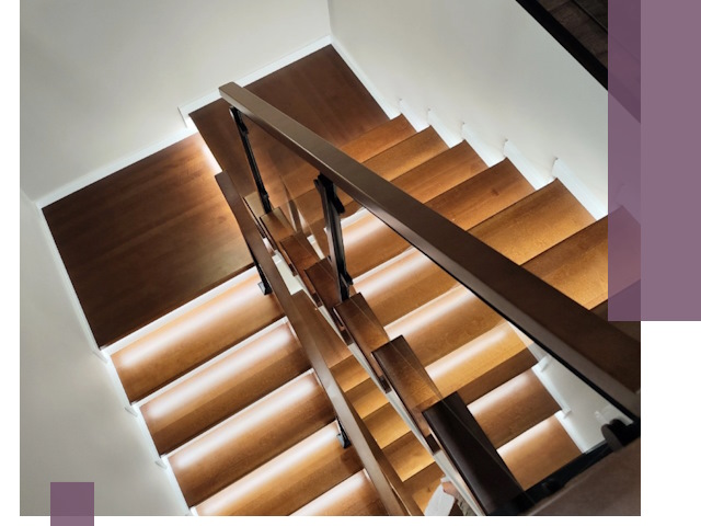 Изготовление П-образных лестниц под ключ в Октябрьском