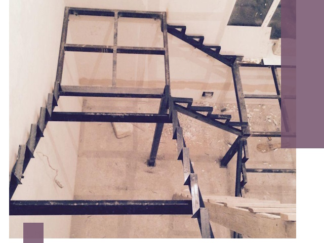 Монтаж лестниц на металлокаркасе в Октябрьском быстро и качественно