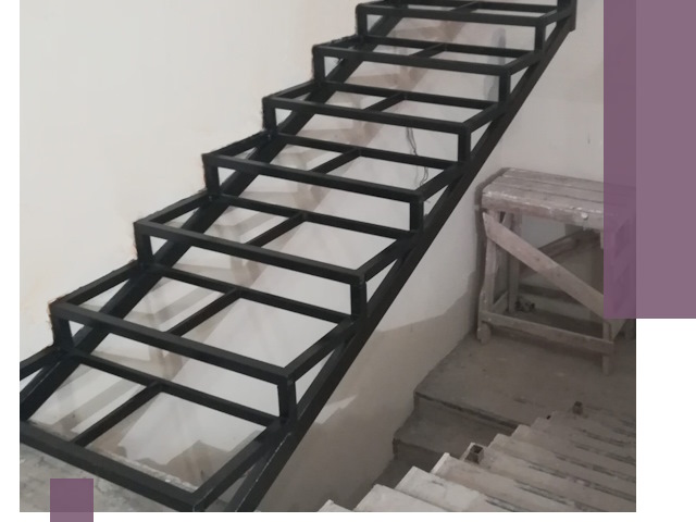 Демонтаж лестниц на металлокаркасе в Октябрьском: быстрый вывоз и разбор