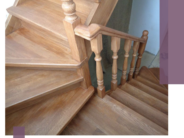 Дубовые лестницы под ключ в Октябрьском: изготовление и монтаж