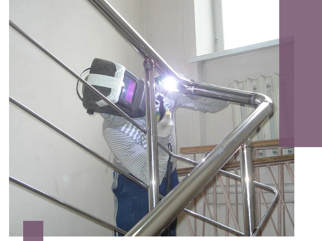 Монтаж перил и ограждений качественно в Октябрьском