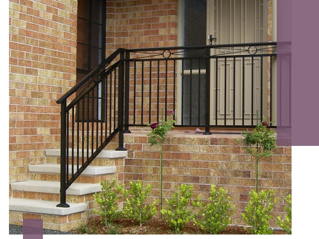 Уличные перила из металла под ключ в Октябрьском