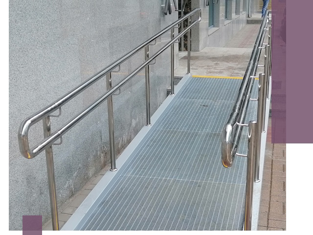 Пандусы для инвалидов в Октябрьском — изготовление и монтаж