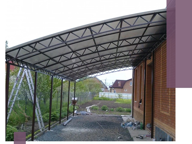 Профессиональный монтаж навесов под ключ в Октябрьском