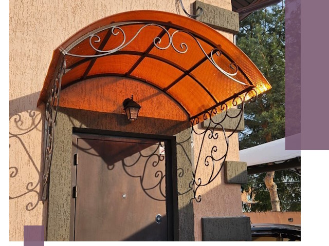 Демонтаж козырьков в Октябрьском быстро и безопасно