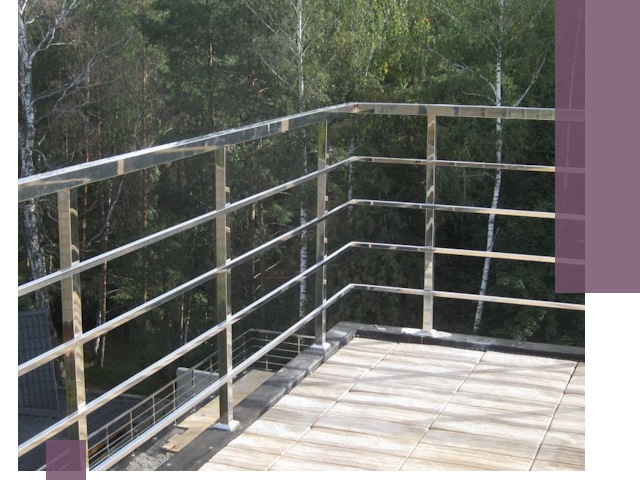 Парапеты из нержавеющей стали в Октябрьском — изготовление и монтаж